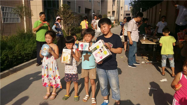 Cuộc thi lễ hội dưa hấu năm 2015 tháng 8